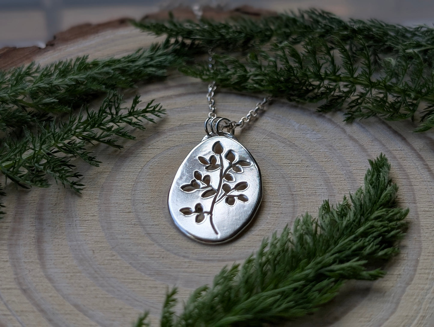 Branch detail Pendant