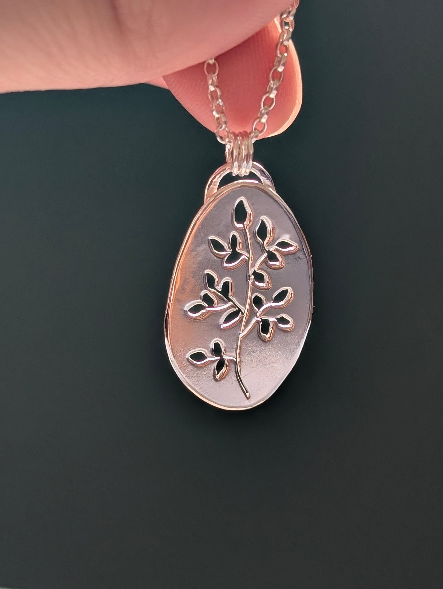 Branch detail Pendant