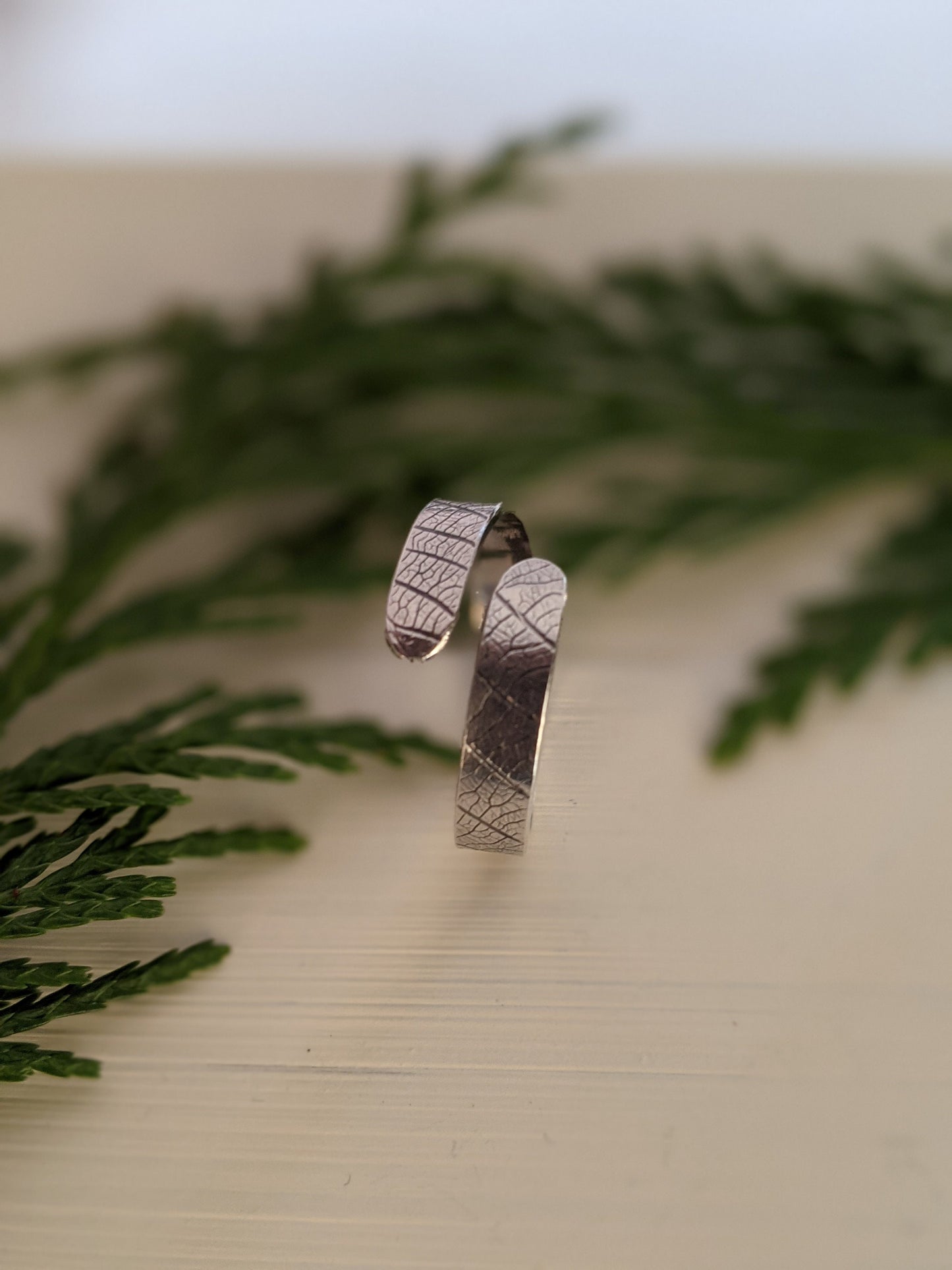 Skeleton Leaf Adjustable Ring