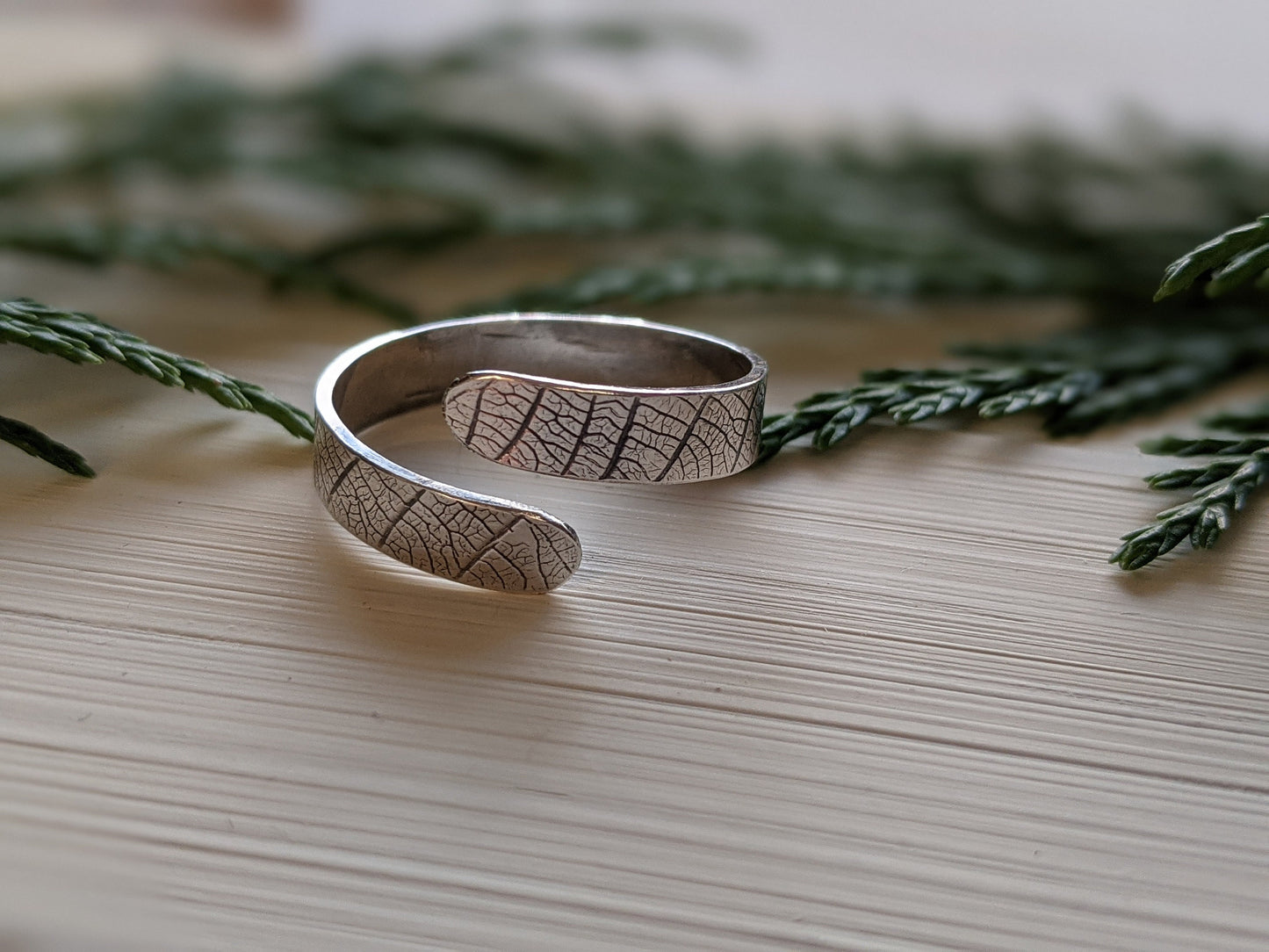 Skeleton Leaf Adjustable Ring