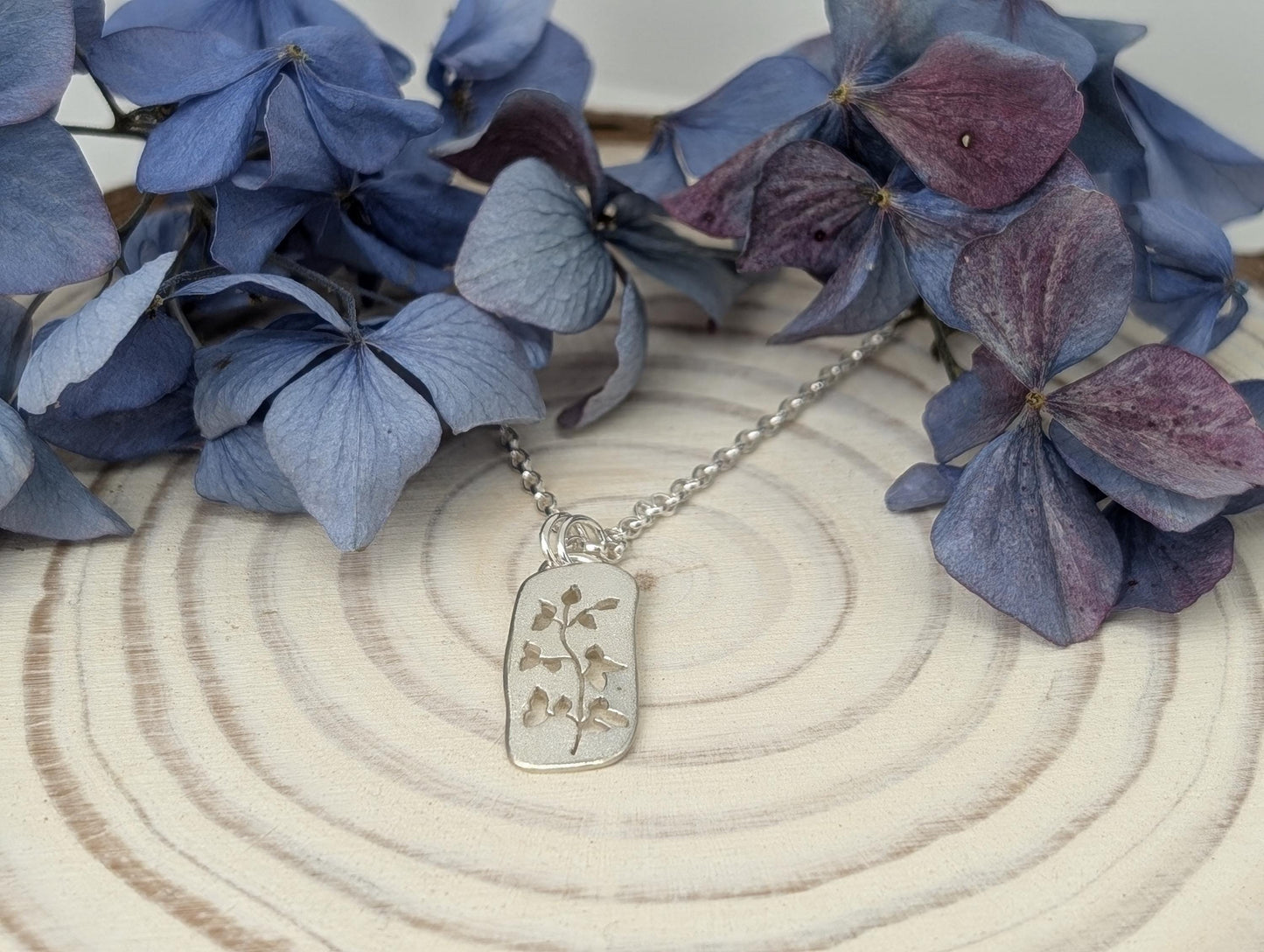 Branch detail Pendant